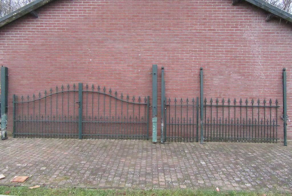 Tuinpoort sierpoort met looppoort en hekwerk totaal 22,7m, Tuin en Terras, Tuinpoorten, Gebruikt, Draaipoort, IJzer, 100 tot 150 cm
