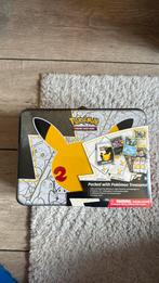 Pokémon TCG - Celebrations Collector Chest (SEALED), Hobby en Vrije tijd, Verzamelkaartspellen | Pokémon, Ophalen of Verzenden