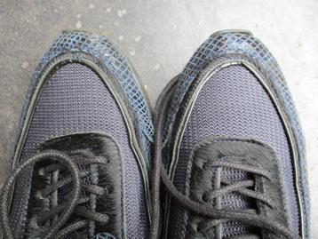 Post Xchange, size 40 beschikbaar voor biedingen