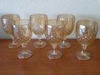 Glazen op voet. Iridescent. Iriserend., Ophalen of Verzenden, Zo goed als nieuw, Glas, Glas of Glazen