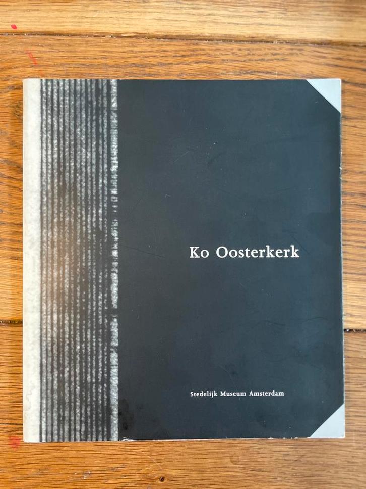 Ko Oosterkerk catalogus Stedelijk Museum 1993, Boeken, Kunst en Cultuur | Fotografie en Design, Zo goed als nieuw, Ophalen of Verzenden