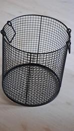 mand zwart metaal 32 cm hoog NIEUW, Ophalen, Overige materialen, Mand, Rond