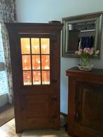 Eiken verlichte vitrine kast, Ophalen