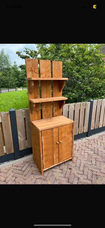 Steigerhout kast  beschikbaar voor biedingen