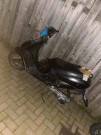 Peugeot Vivacity 50cc - Defect, Fietsen en Brommers, Ophalen of Verzenden, Maximaal 45 km/u, Peugeot
