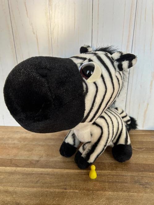 Big headz zebra 20cm knuffel, Kinderen en Baby's, Speelgoed | Knuffels en Pluche, Zo goed als nieuw, Overige typen, Ophalen of Verzenden
