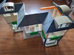 Playmobil ziekenhuis met artsen, bedden, couveuses, Kinderen en Baby's, Speelgoed | Playmobil, Ophalen of Verzenden, Zo goed als nieuw