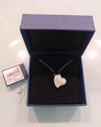 Nieuwe Swarovski ketting, massief hart vol swarovski stenen, Verzamelen, Swarovski, Ophalen of Verzenden, Nieuw, Mode-accessoire