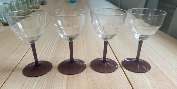 Kristalunie Maastricht 4 wijnglazen model Logo, Verzamelen, Glas en Borrelglaasjes, Zo goed als nieuw, Overige typen, Ophalen of Verzenden