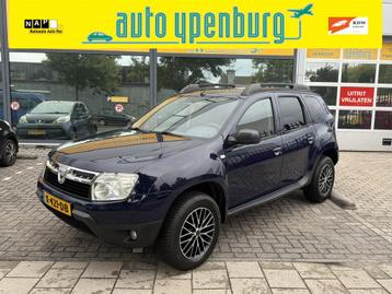 Dacia Duster 1.6 Lauréate 2wd * AIRCO * Trekhaak * 16 Inch  beschikbaar voor biedingen