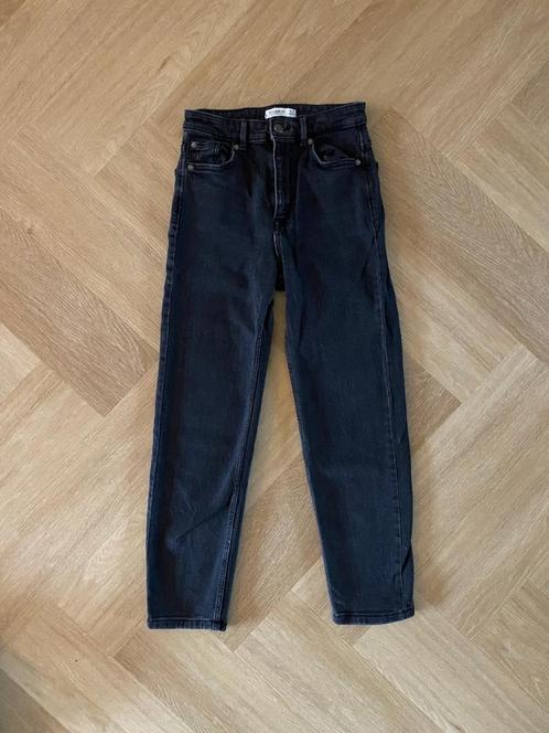 Z.g.a.n. Zwarte mom-jeans / spijkerbroek Pull & Bear, mt 34, Kleding | Dames, Spijkerbroeken en Jeans, Zo goed als nieuw, W27 (confectie 34) of kleiner