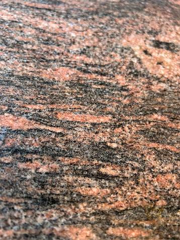 Natuursteen graniet voor de liefhebber beschikbaar voor biedingen