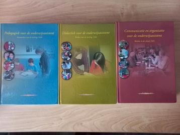 Diverse onderwijsassistentboeken beschikbaar voor biedingen
