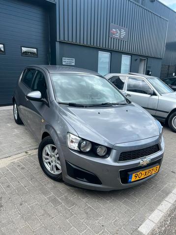 Chevrolet Aveo 1.2 5-DEURS 2012 Grijs beschikbaar voor biedingen