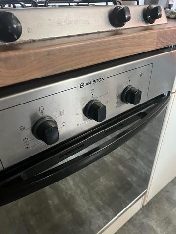 Ariston Inbouw Oven - Gebruikt beschikbaar voor biedingen