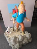 KUIFJE BEELD ... BERGBEKLIMMER. 25cm, Ophalen of Verzenden, Kuifje, Zo goed als nieuw, Beeldje of Figuurtje