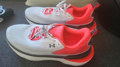 Hippe under armour sportschoenen maat 45,5, Sport en Fitness, Loopsport en Atletiek, Nieuw, Hardloopschoenen, Overige merken, Ophalen of Verzenden