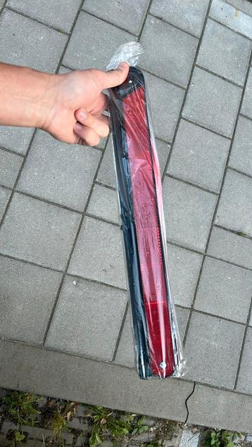 Gevarendriehoek beschikbaar voor biedingen