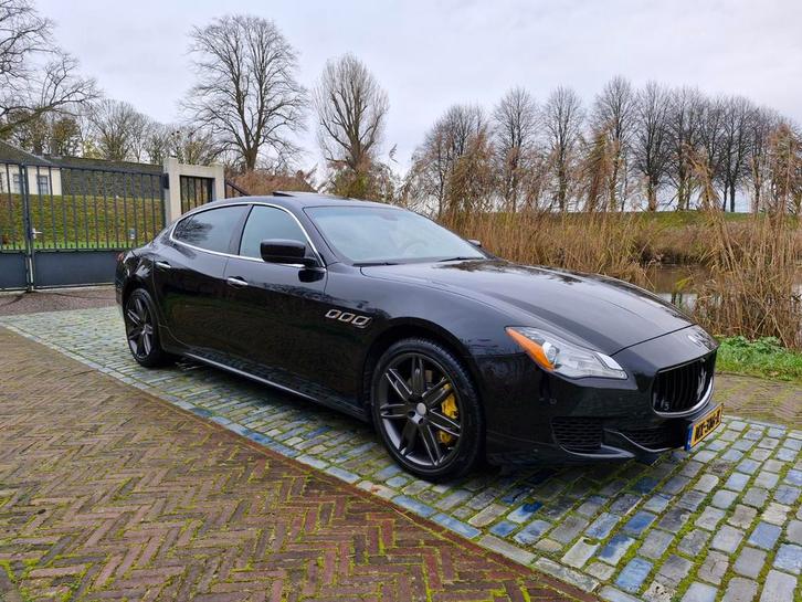 Maserati Quattroporte 3.0 S Q4 411PK 2015 Zwart APK 12-'26, Auto's, Maserati, Particulier, Quattroporte, 4x4, ABS, Achteruitrijcamera