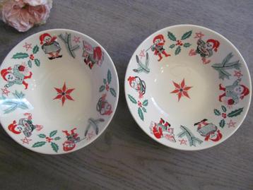 2 Stavangerflint Norway Kerst Dessert Schalen  beschikbaar voor biedingen