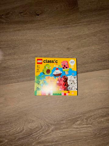 LEGO Classic 11039 Creatieve Taarten beschikbaar voor biedingen
