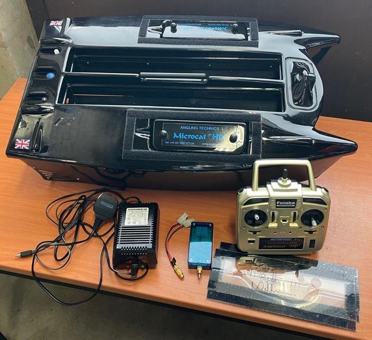 Voerboot boot Microcat HD - Angling Technics met draagtas, Watersport en Boten, Hengelsport | Karpervissen, Gebruikt, Overige typen