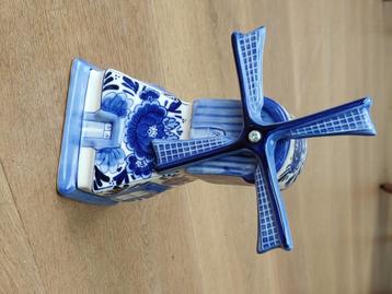 Molen Delfts blauw beschikbaar voor biedingen