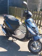 Full option zip scooter, Fietsen en Brommers, Scooters | Piaggio, Ophalen, Gebruikt, Maximaal 45 km/u, Zip