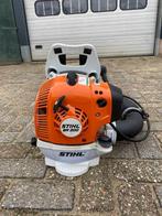 Stihl bladblazer BR200, zo goed als nieuw, Tuin en Terras, Bladblazers, Ophalen, Zo goed als nieuw, Benzine, Ruggedragen