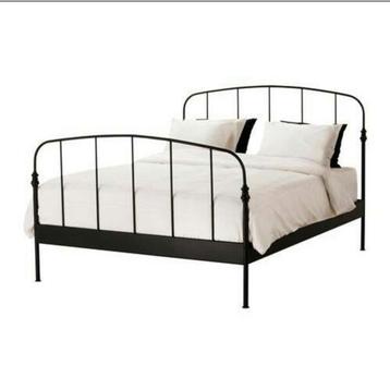 Bedframe + 2 Lattenbodems 180x200cm - afbeelding 1