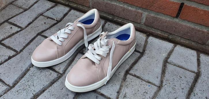 te koop donker creme air & fresh dames schoenen maat 40, Kleding | Dames, Schoenen, Nieuw, Sneakers of Gympen, Overige kleuren