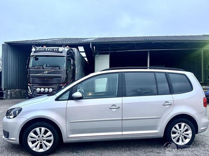 Volkswagen Touran VAN 1.6 TDI 105pk 7-Traps dsg aut Comf - n, Auto diversen, Schadeauto's, Volkswagen, Automaat, Diesel, Overige carrosserieën