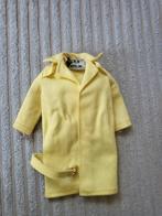 Vintage barbie jas geel.met ceintuur, Ophalen of Verzenden, Gebruikt