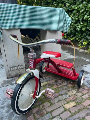 Radio Flyer Retro driewieler beschikbaar voor biedingen