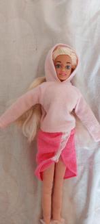 Stoffen barbie vintage, Verzamelen, Poppen, Ophalen of Verzenden, Zo goed als nieuw