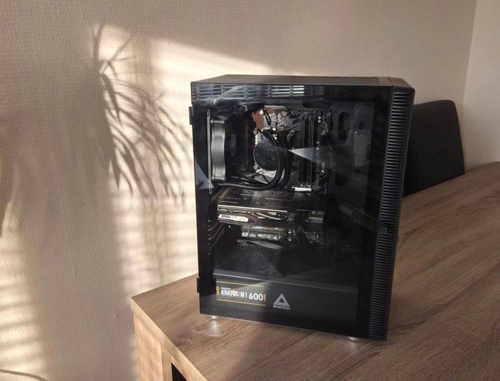 Gaming pc, Computers en Software, Desktop Pc's, Zo goed als nieuw, 3 tot 4 Ghz, SSD, 16 GB, Met videokaart, Gaming, Ophalen