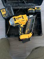 DeWalt DCN690M2 Accu Spijkerpistool, Ophalen of Verzenden, Zo goed als nieuw