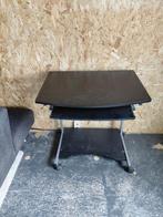 Computer tafeltje op wieltjes - Gebruikt, Huis en Inrichting, Kasten | Computermeubels, Gebruikt, Ophalen of Verzenden, Minder dan 70 cm