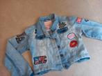Stoer spijkerjasje met patches. Maat 140/146, Ophalen of Verzenden, Zo goed als nieuw, Onbekend, Meisje