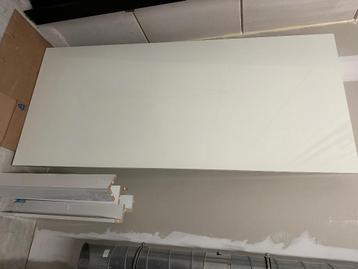 Witte eettafel 200x90x79 beschikbaar voor biedingen