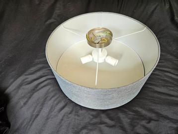 Plafondlamp  beschikbaar voor biedingen