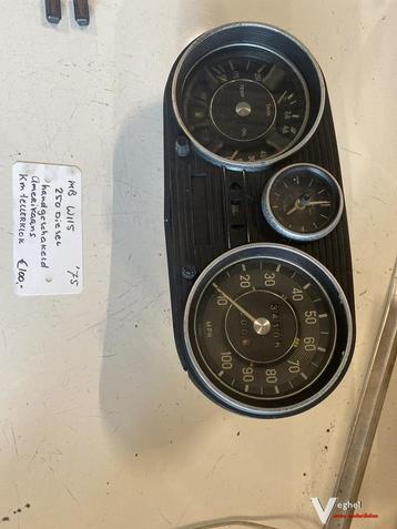 MB W115 1975 Amerikaanse Km Tellerklok 2.5 diesel handgescha beschikbaar voor biedingen