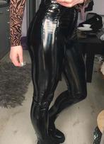 Leren Blinkende Broek met mooie pasvorm W29 L30, Kleding | Dames, Broeken en Pantalons, Verzenden, Zo goed als nieuw, Zwart