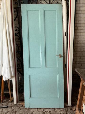 Vintage binnendeur paneeldeur patina mintgroen roze stomp beschikbaar voor biedingen
