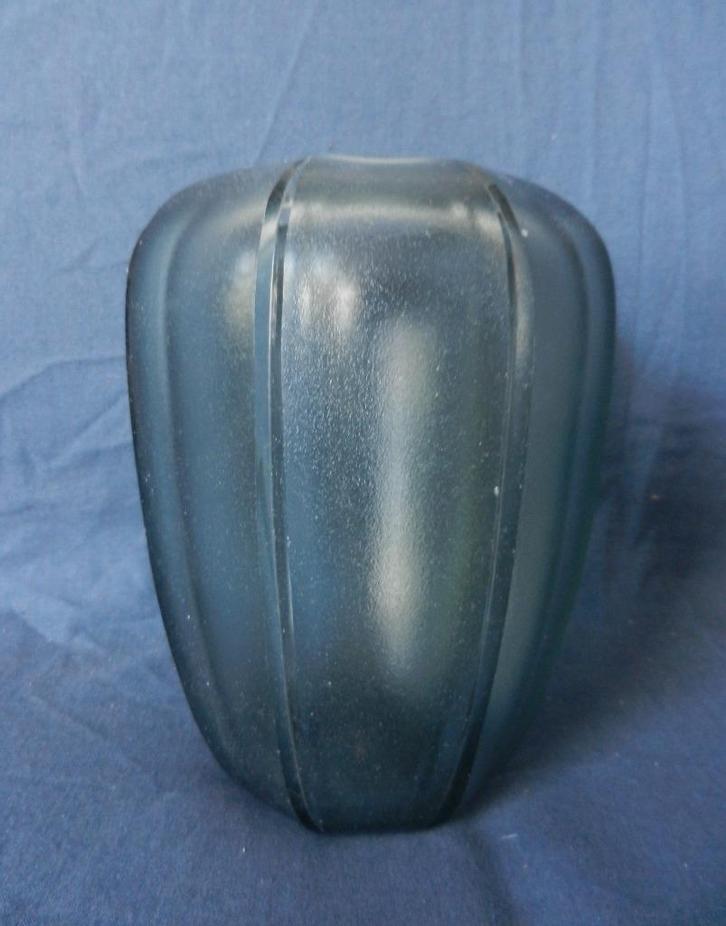 Ellipsvormige gematteerde grijze vaas Copier Leerdam 1947, Antiek en Kunst, Antiek | Glas en Kristal, Ophalen of Verzenden