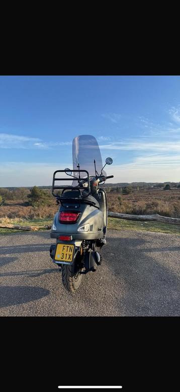 Senzo scooter beschikbaar voor biedingen