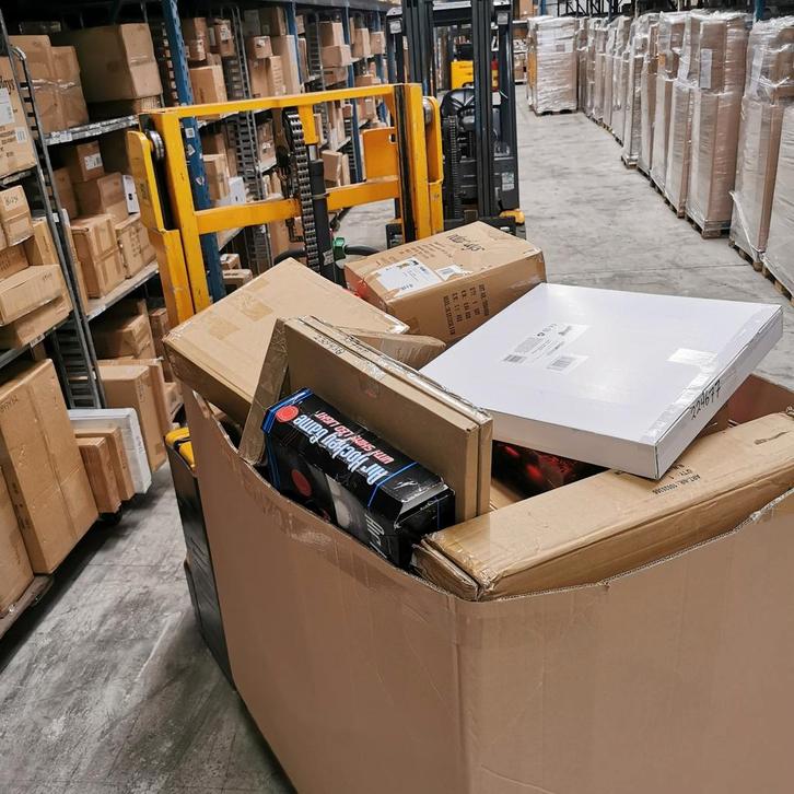 Retourgoederen Palletdoos - Diverse Producten meerdere dozen, Diversen, Rommelmarktspullen, Ophalen