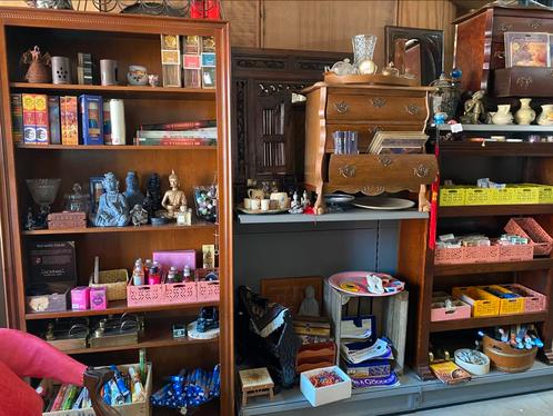 Boeda beeldjes - wierook - houders etc - kringloop nochris, Huis en Inrichting, Woonaccessoires | Boeddhabeelden, Ophalen of Verzenden