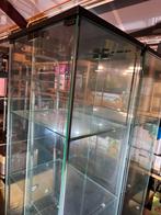 hoge glazen vitrinekast hoekkast staand kwaliteit zwart 2x, Huis en Inrichting, Kasten | Vitrinekasten, Ophalen, 50 tot 100 cm