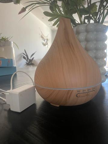 Aroma Diffuser licht hout (4x gebruikt) beschikbaar voor biedingen